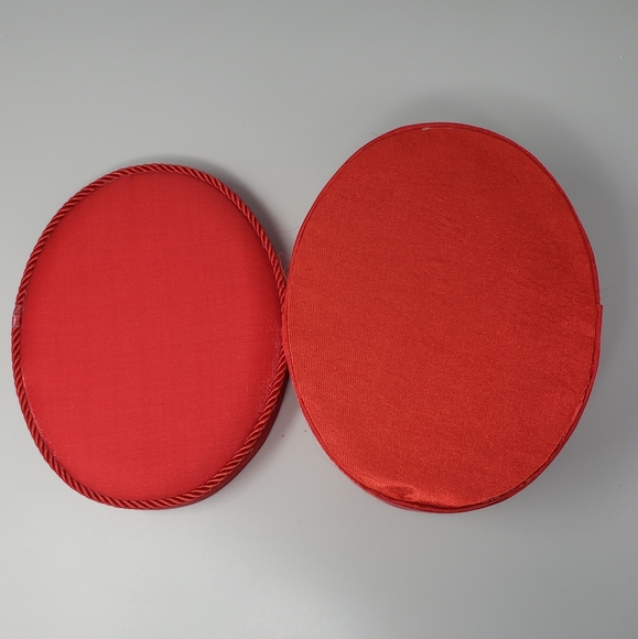 Oval-Shaped Red Storage Box - Picture 8 of 15